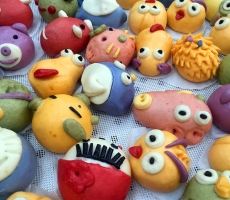 װǻӢȦ˷۵ĸ ˡӢʽ衱Ķ